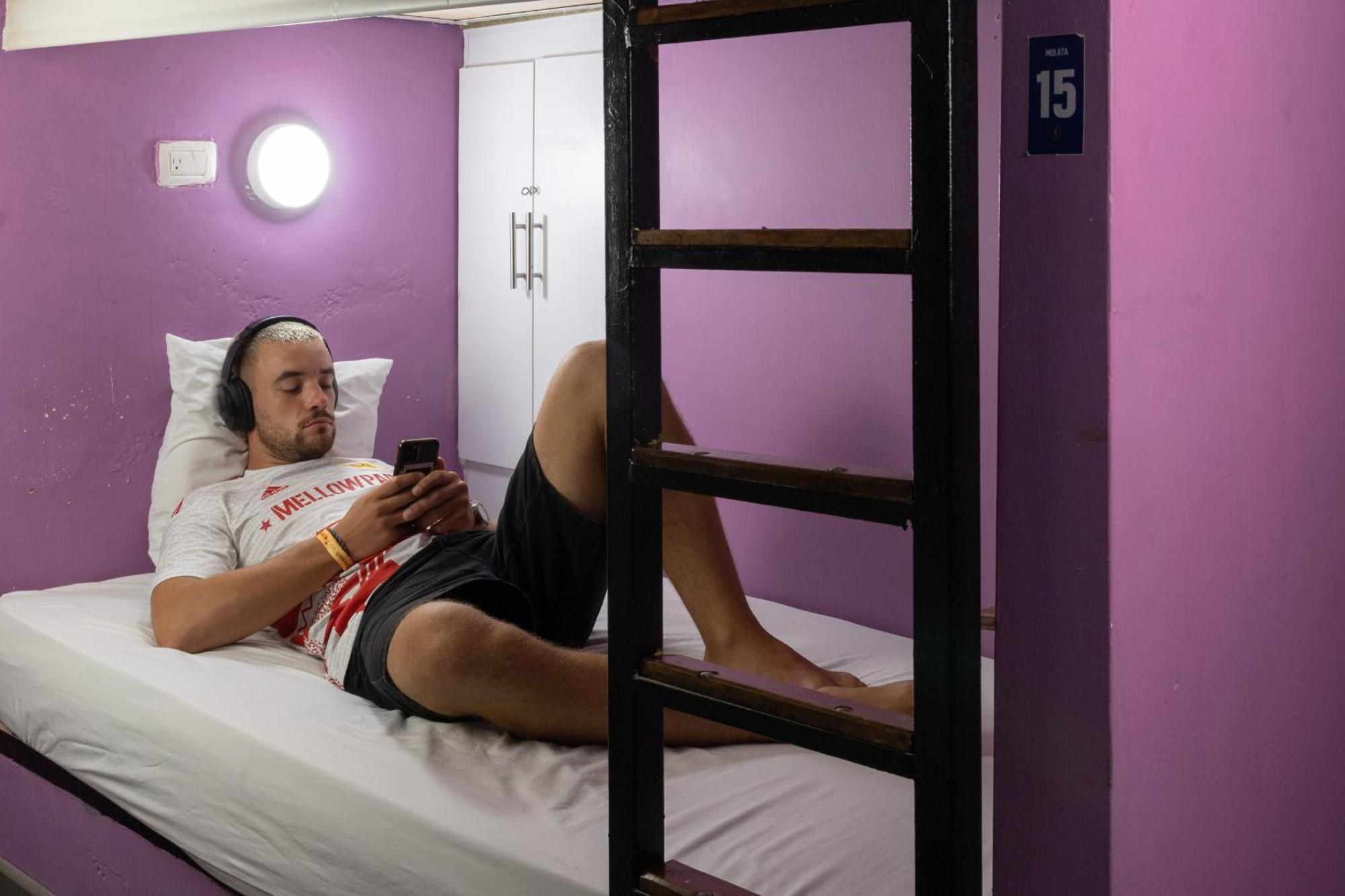 Seven Nights Hostel Картахена Экстерьер фото