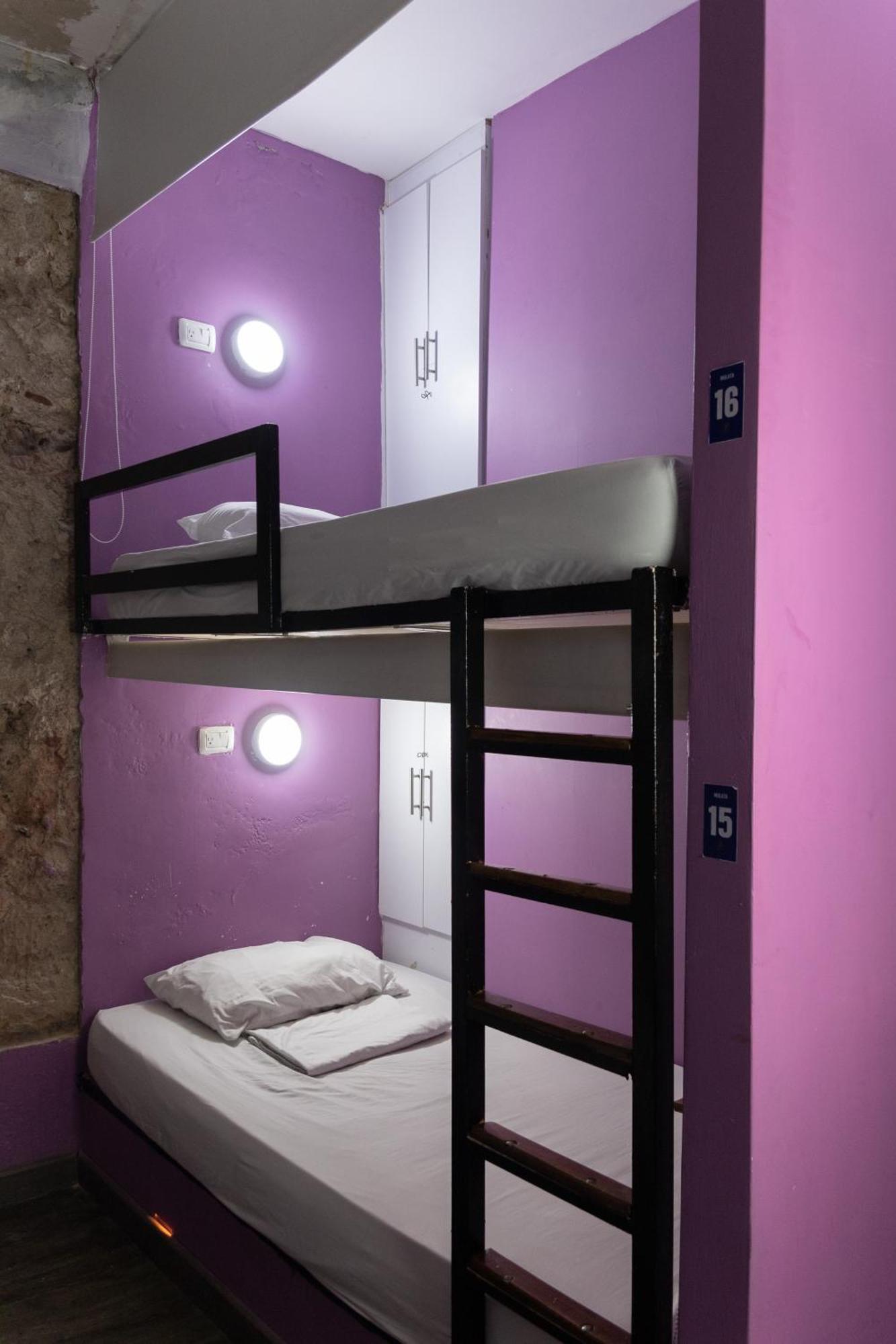 Seven Nights Hostel Картахена Номер фото
