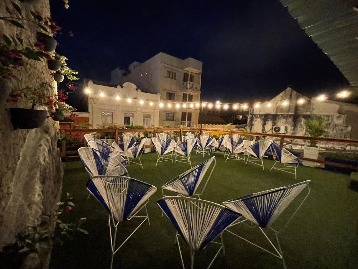 Seven Nights Hostel Картахена Экстерьер фото