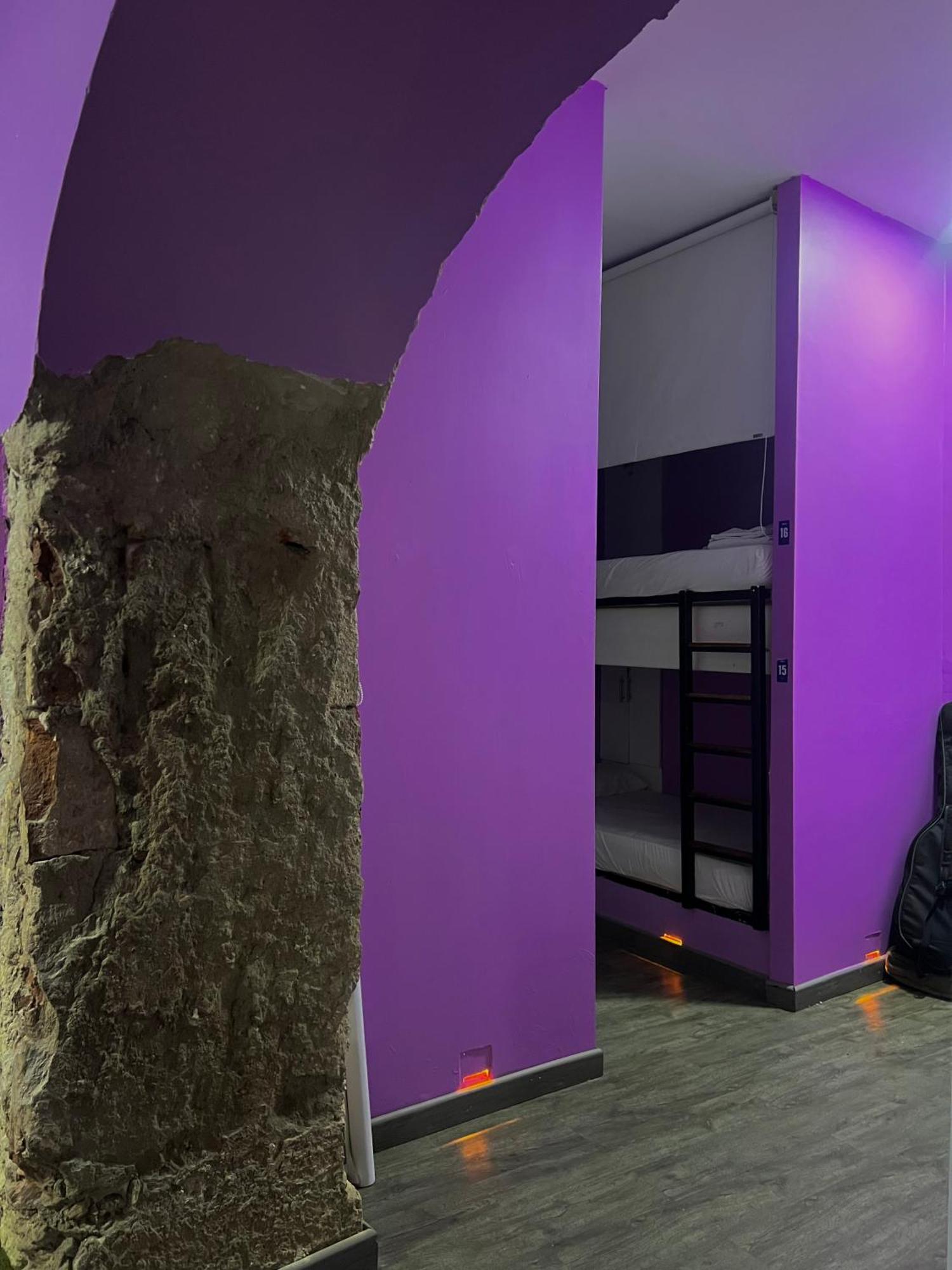 Seven Nights Hostel Картахена Экстерьер фото